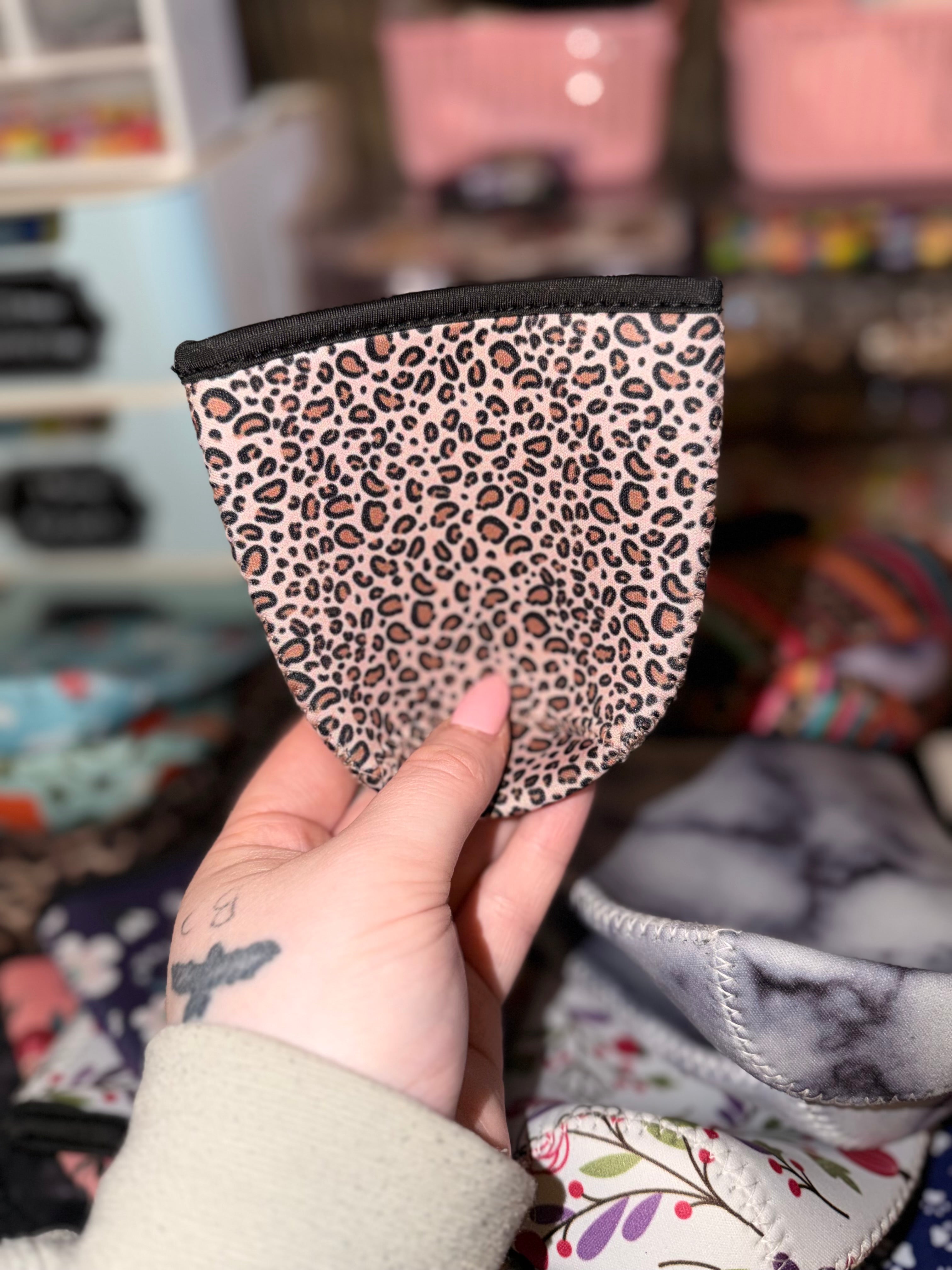 Leopard Coozie