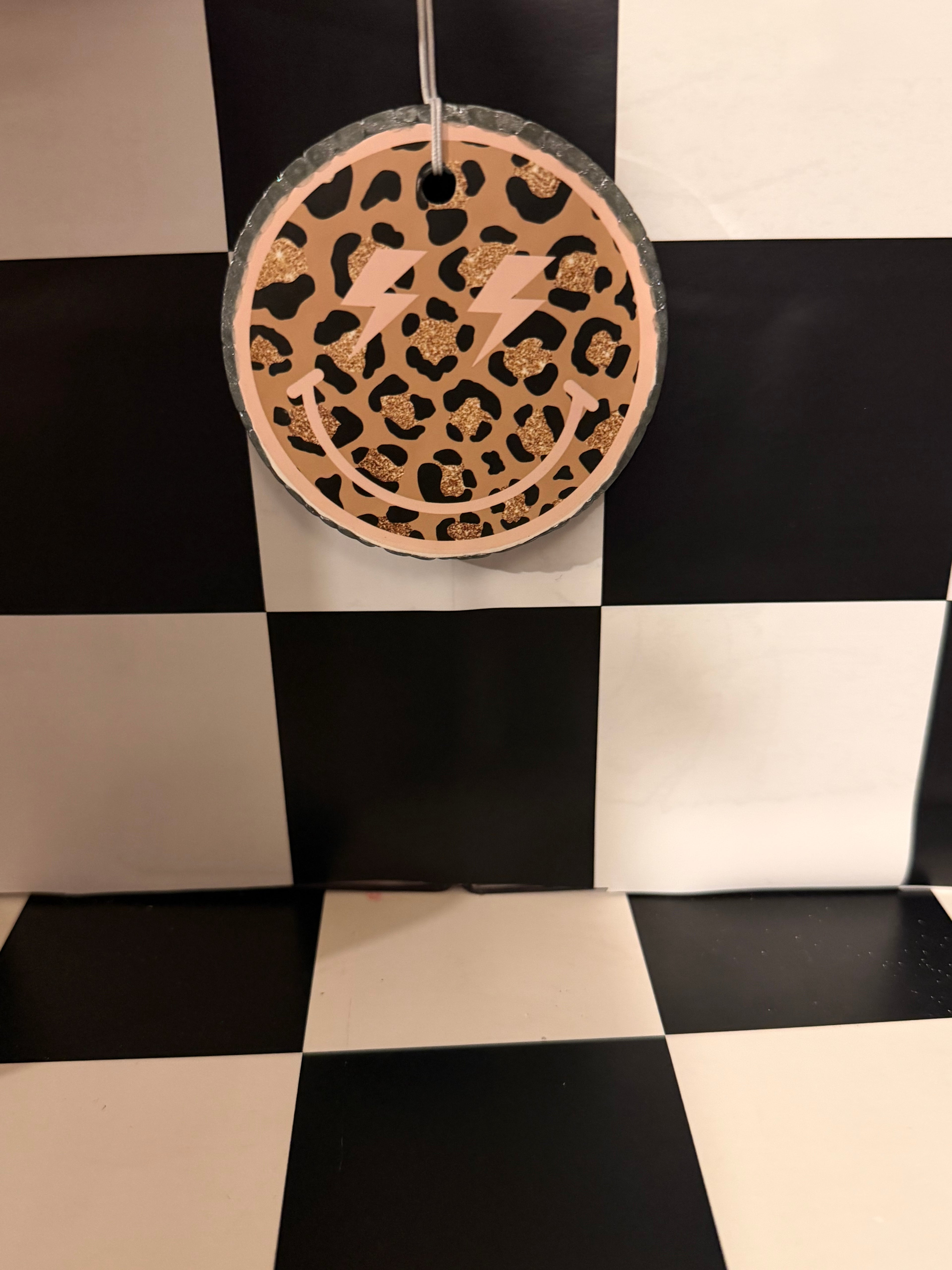 Leopard Smiley